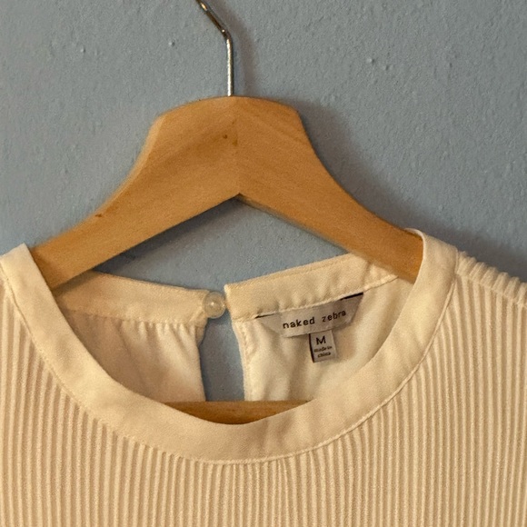 💕 Naked Zebra Cream Pleated Midi Dress with Flutter Sleeves 💕 3/$30 SALE! - Picture 4 of 4